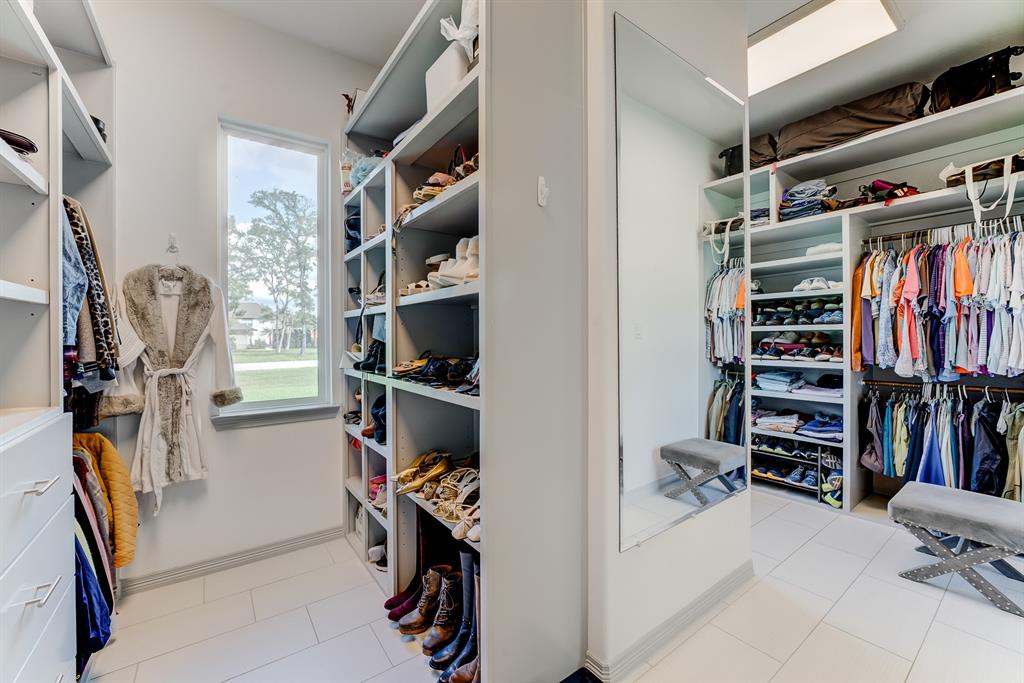 1002 Royal Lakes Manor Boulevard, Richmond, Texas image 31