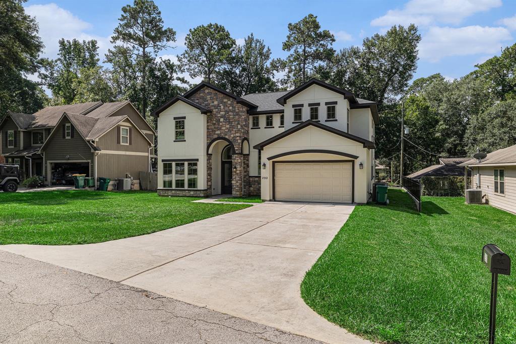290 Apple Valley Dr