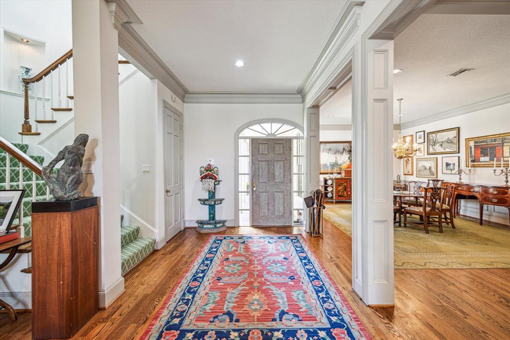 2509 Westgate Drive, Houston, Texas image 9