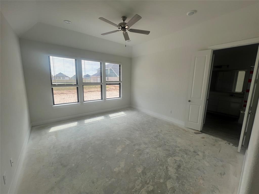 120 Black Hickory Drive, Waller, Texas image 6