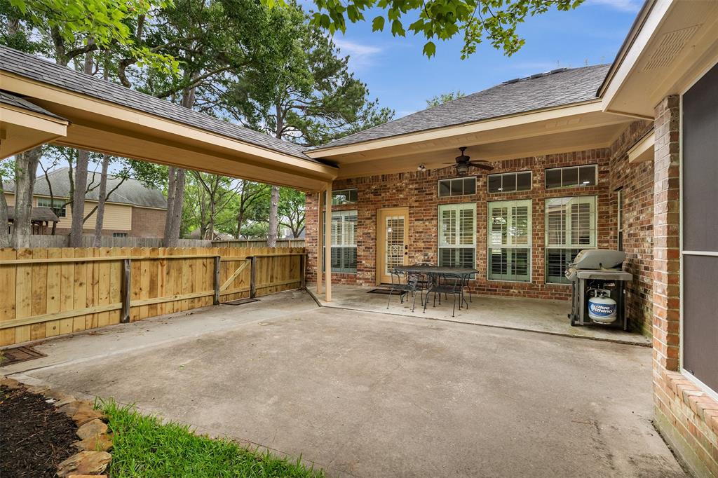 13014 Birch Glen Drive, Cypress, Texas image 31