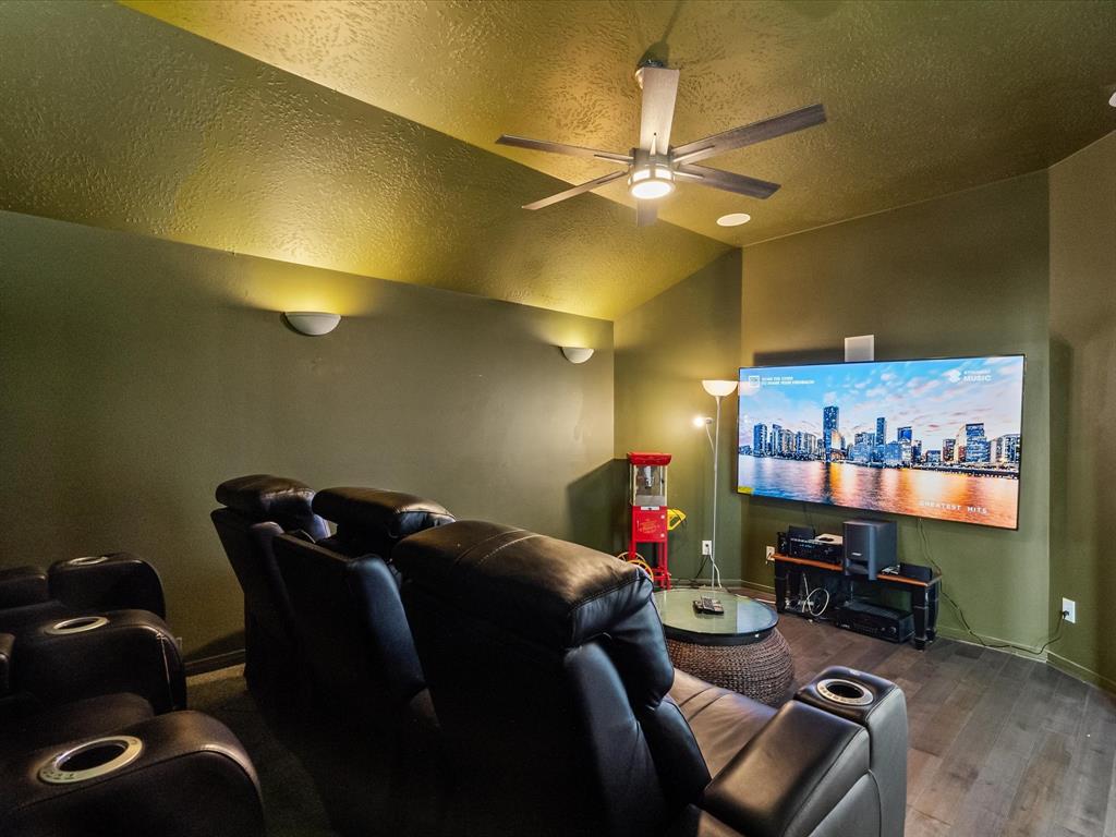 617 Forest Village Circle, La Marque, Texas image 31