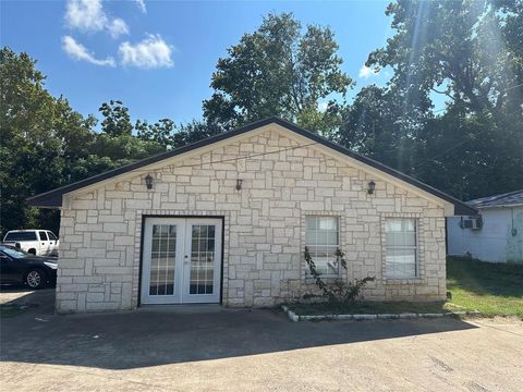 709 N Buffalo Avenue Buffalo TX 75831