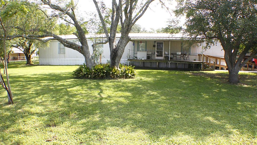 371 Serene Drive, Victoria, Texas image 1