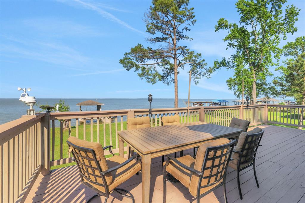 81 Lakeview Shores Drive, Coldspring, Texas image 1