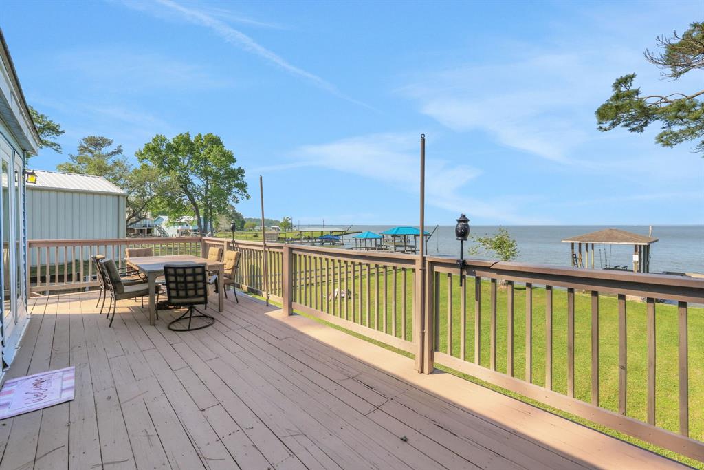 81 Lakeview Shores Drive, Coldspring, Texas image 7