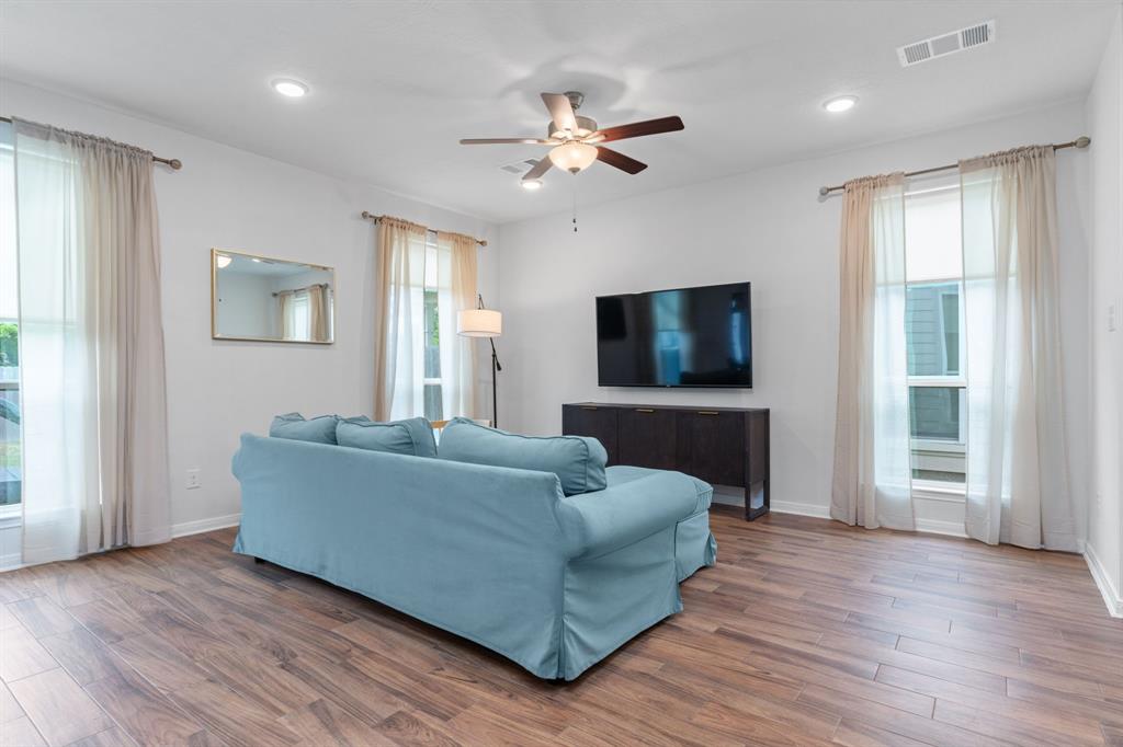111 Austin Road, Angleton, Texas image 24