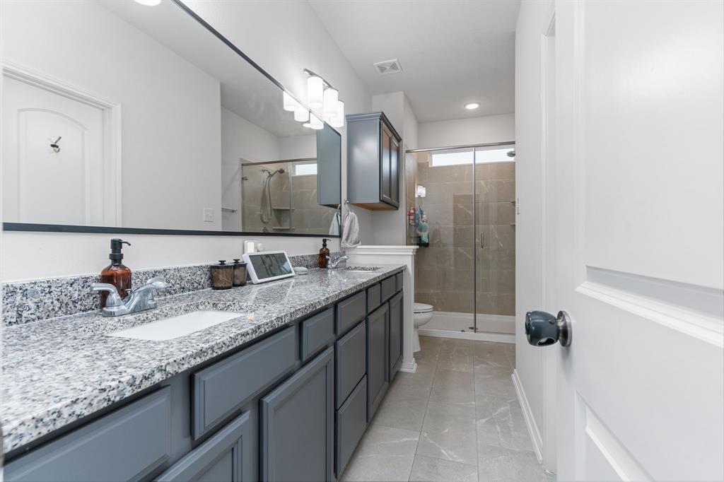 111 Austin Road, Angleton, Texas image 45