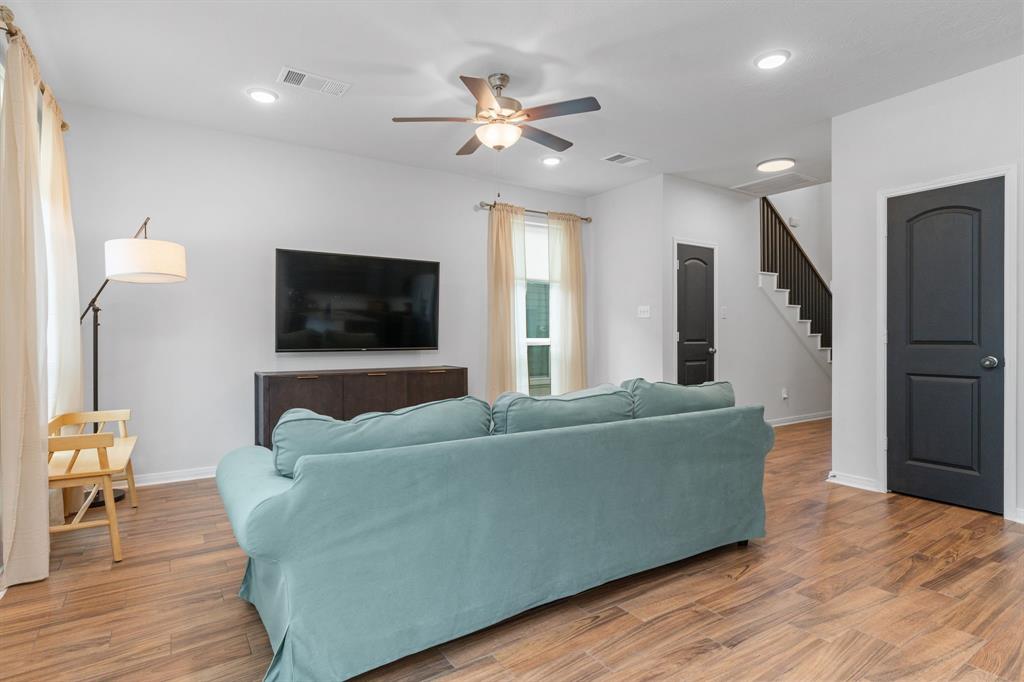 111 Austin Road, Angleton, Texas image 23