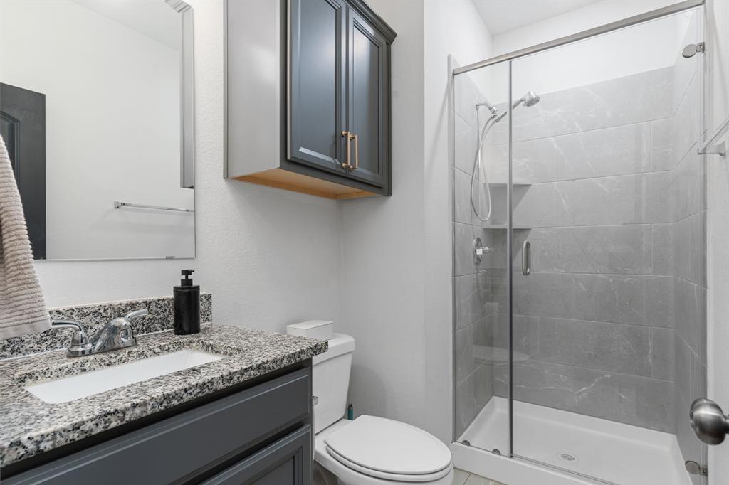 111 Austin Road, Angleton, Texas image 17
