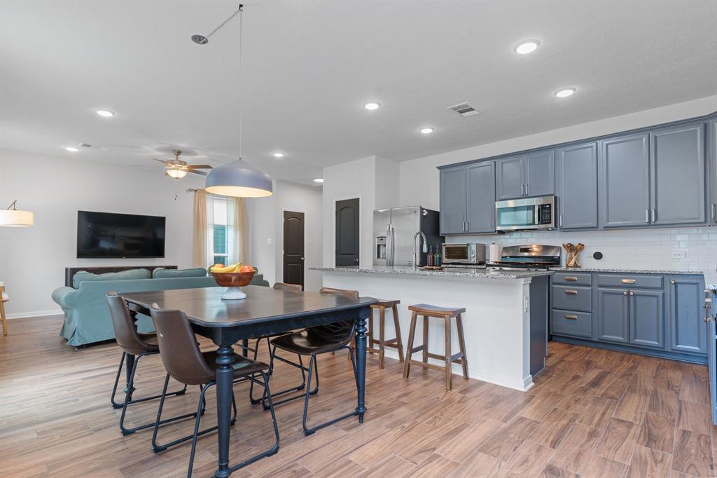 111 Austin Road, Angleton, Texas image 32