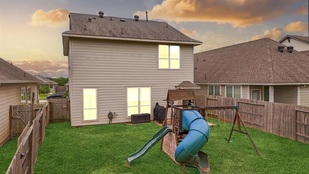 111 Austin Road, Angleton, Texas image 6