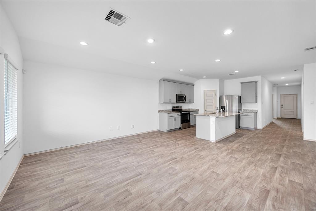 1108 Sundown Prairie Dr Dr, Sealy, Texas image 12