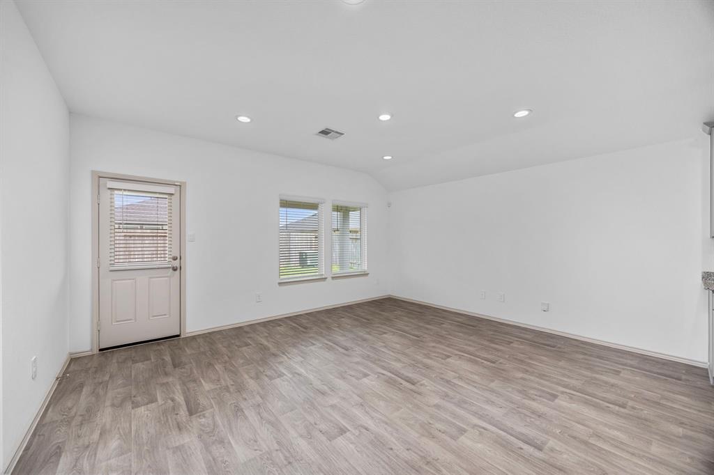 1108 Sundown Prairie Dr Dr, Sealy, Texas image 19