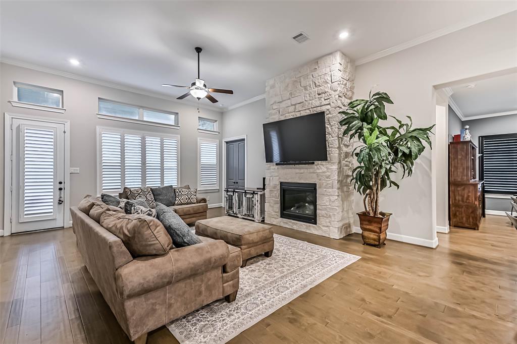 1939 Heather Canyon Drive, Pearland, Texas image 14
