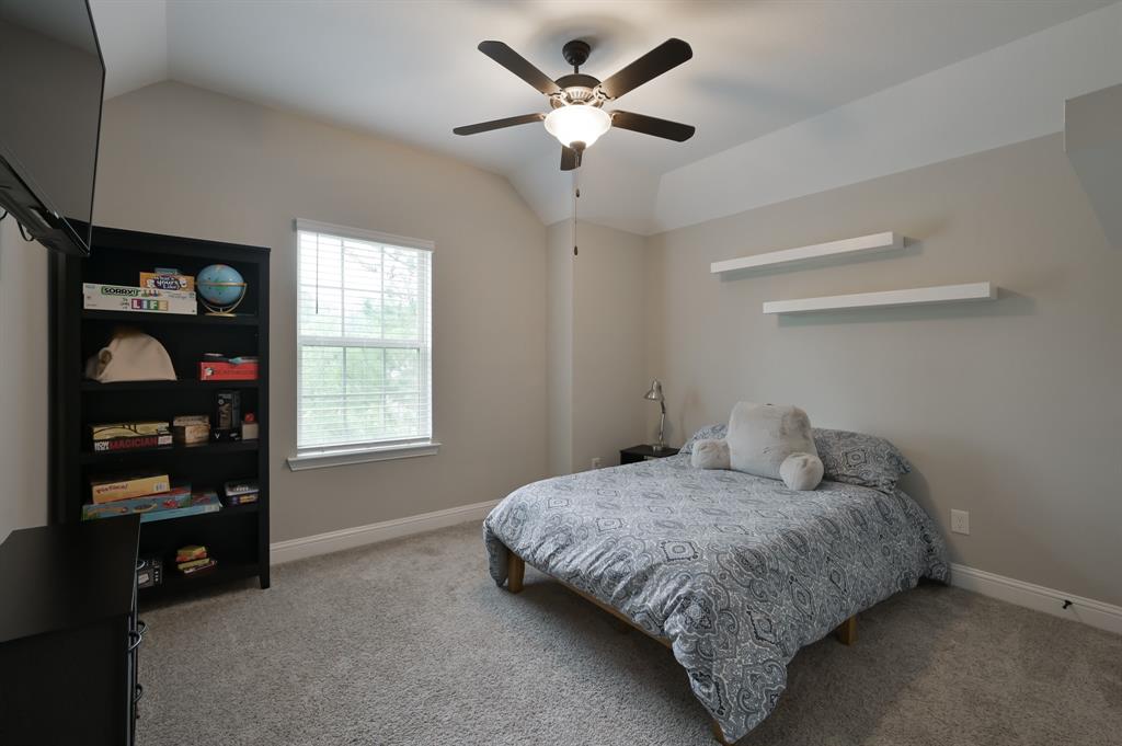 4345 Victoria Pine Drive, Spring, Texas image 36