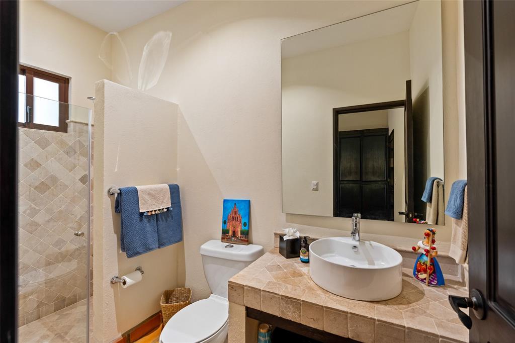 37700, Mexico, 2 Bedrooms Bedrooms, ,3 BathroomsBathrooms,Residential,Active,51562