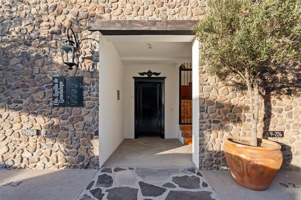 37700, Mexico, 2 Bedrooms Bedrooms, ,3 BathroomsBathrooms,Residential,Active,51562