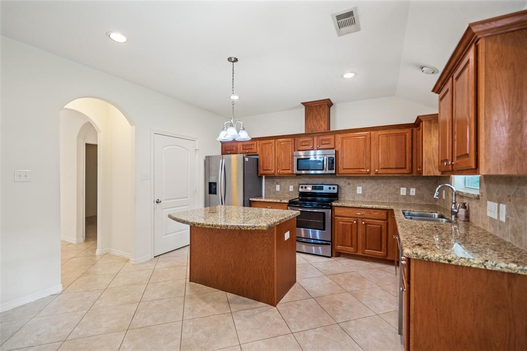 9025 Amelia Drive, Anderson, Texas image 13