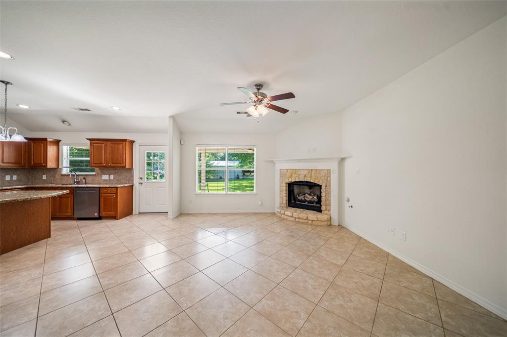 9025 Amelia Drive, Anderson, Texas image 11