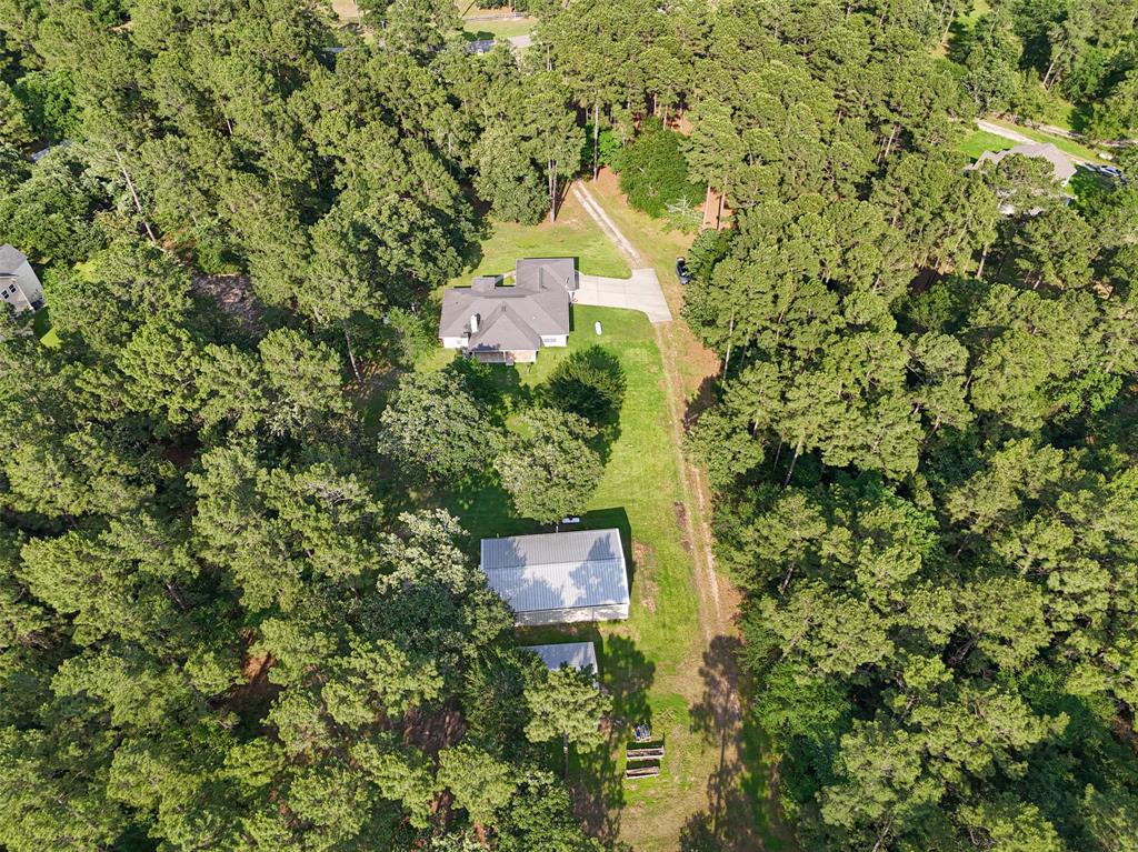 9025 Amelia Drive, Anderson, Texas image 2