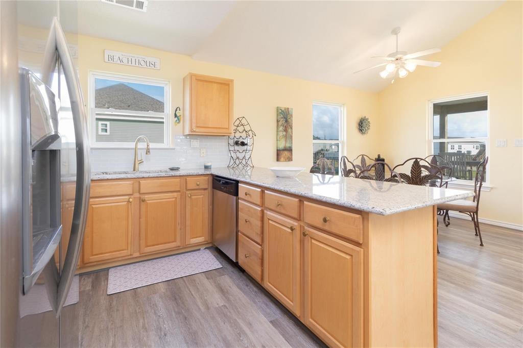 4023 Grayson Dr Dr, Galveston, Texas image 13