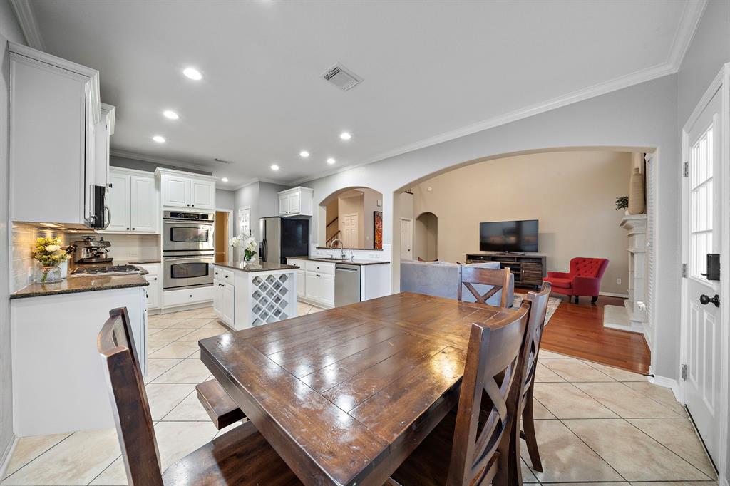 2604 Westerlake Drive, Pearland, Texas image 17