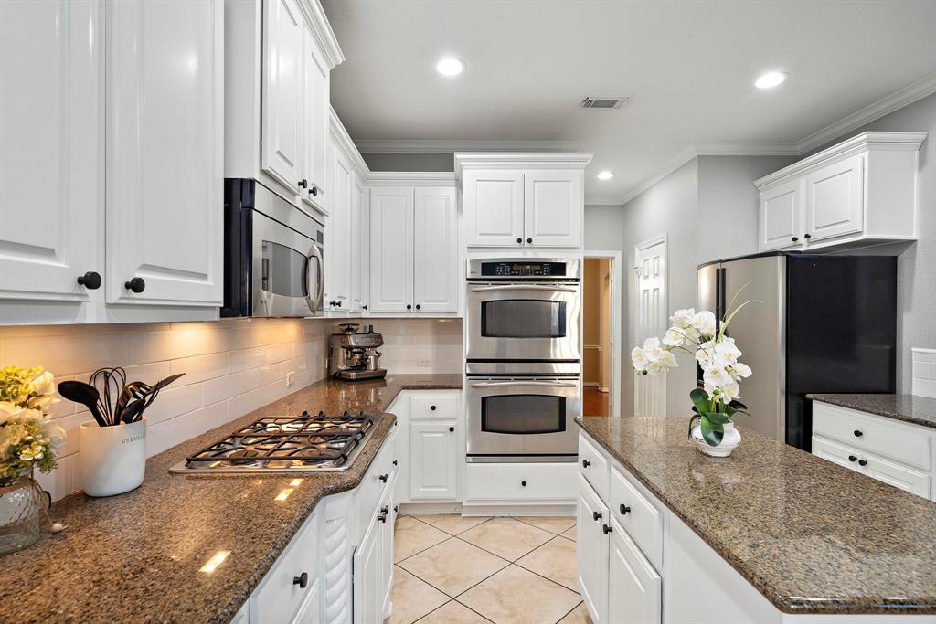 2604 Westerlake Drive, Pearland, Texas image 13
