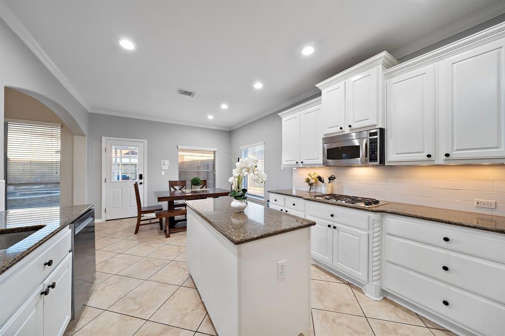 2604 Westerlake Drive, Pearland, Texas image 14