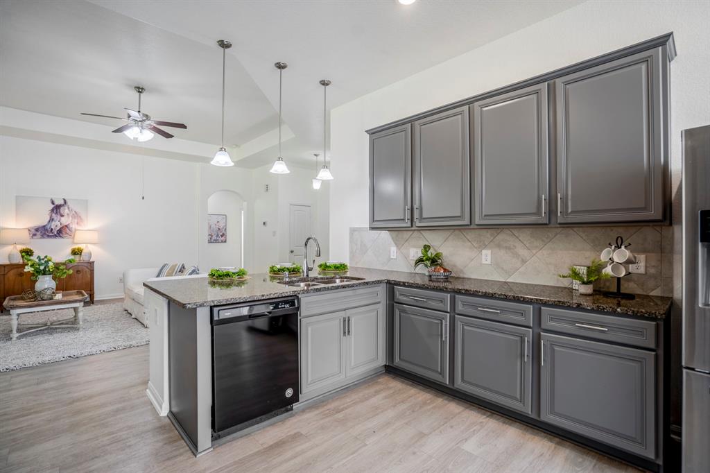 16070 Deer Pines Drive, Conroe, Texas image 14