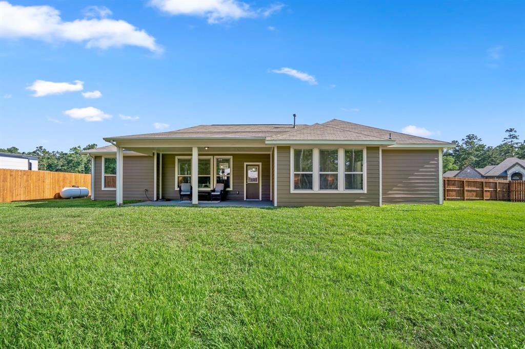 16070 Deer Pines Drive, Conroe, Texas image 35