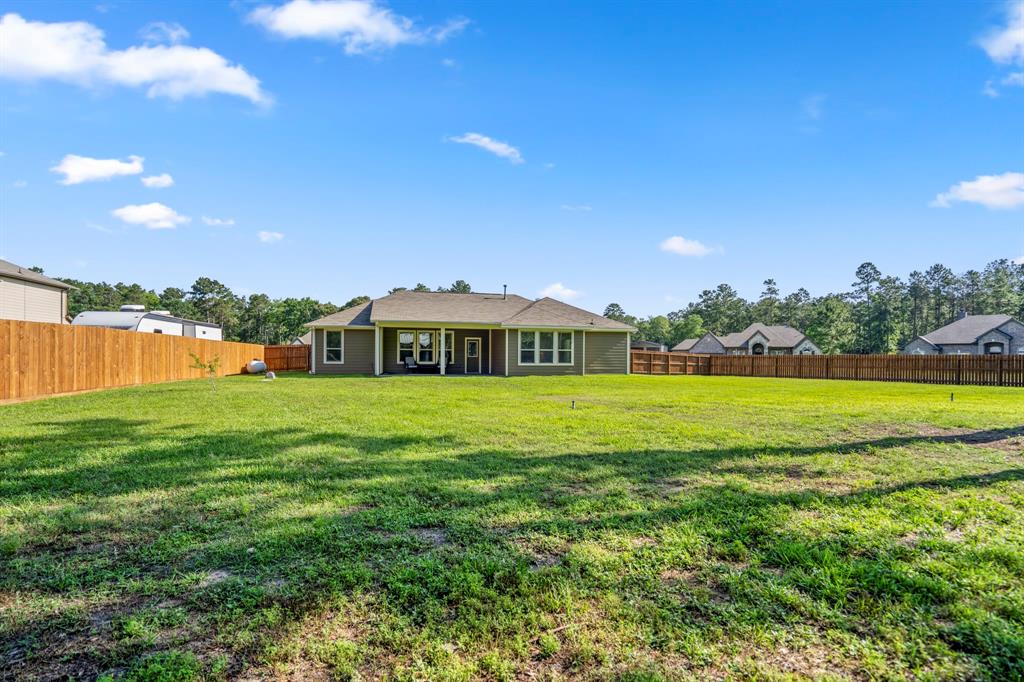 16070 Deer Pines Drive, Conroe, Texas image 36