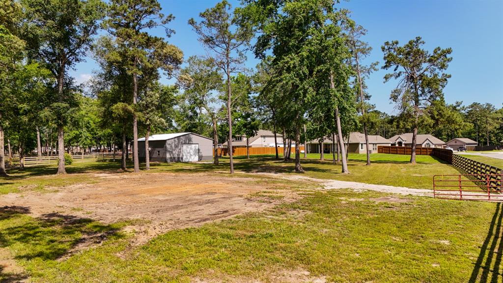 16070 Deer Pines Drive, Conroe, Texas image 42