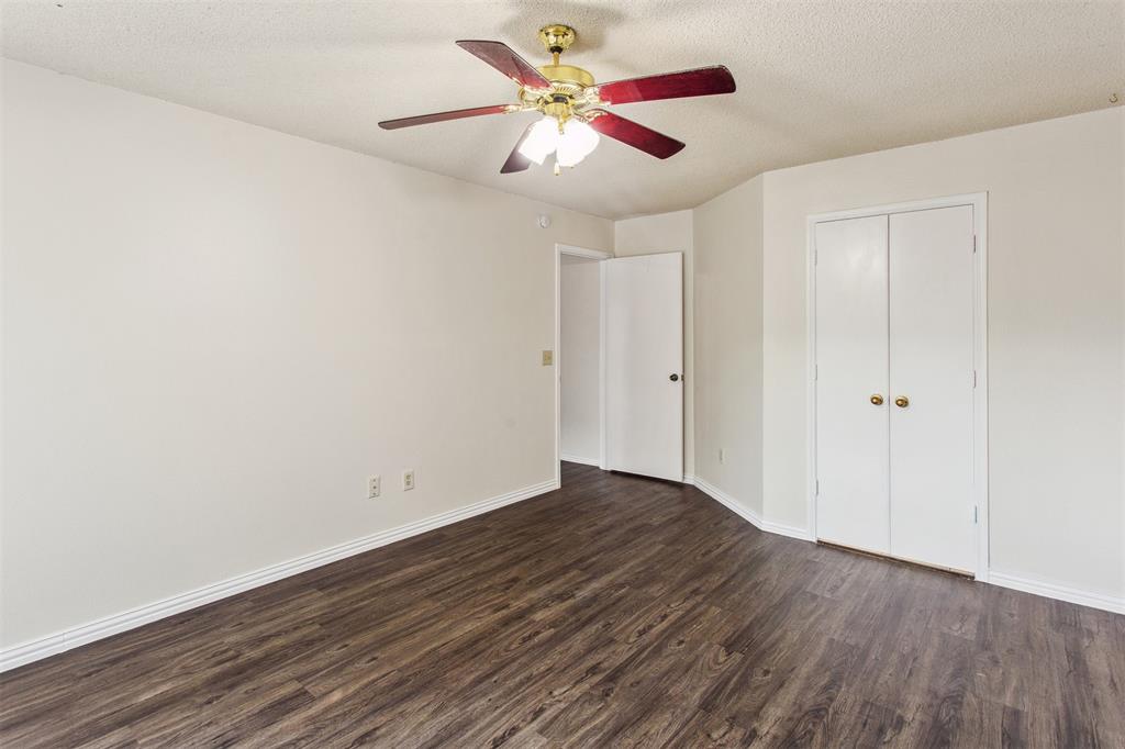 5815 Windsong Trail, Houston, Texas image 12