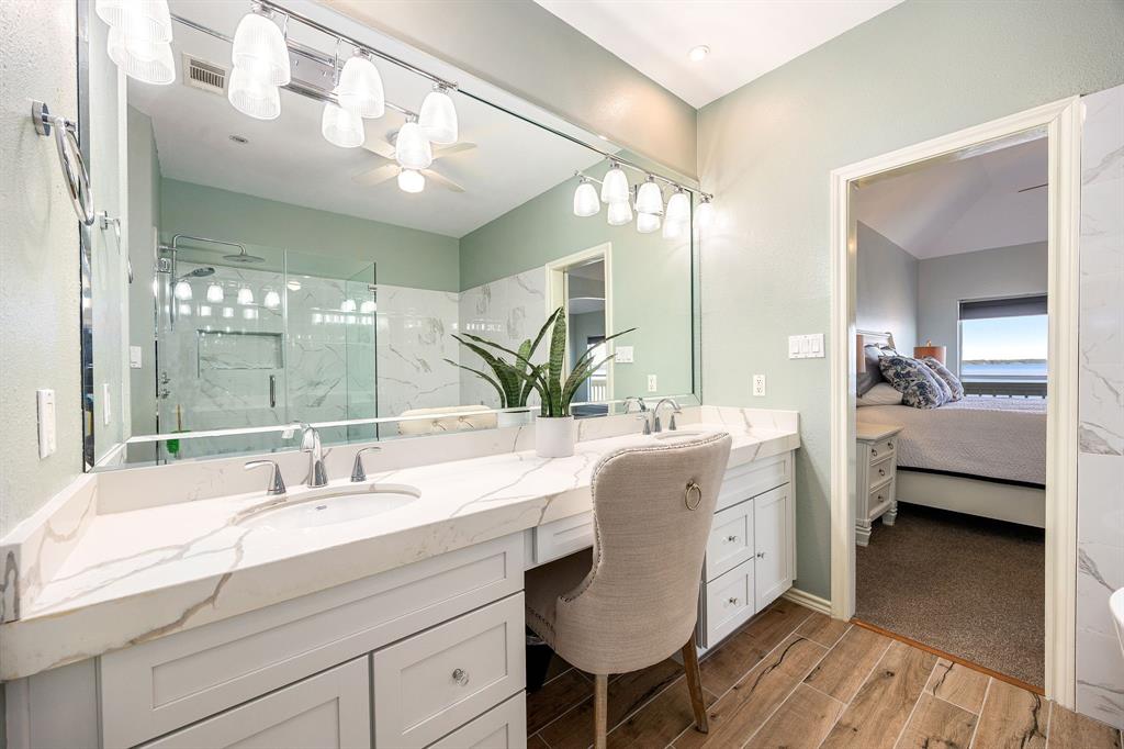 8 Regency Point, Conroe, Texas image 22