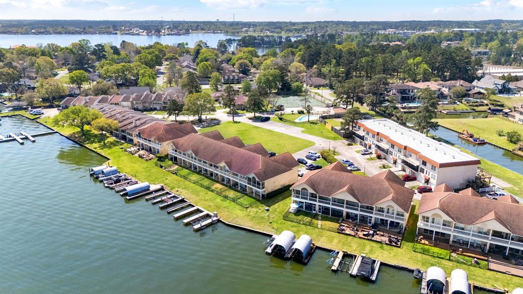 8 Regency Point, Conroe, Texas image 42