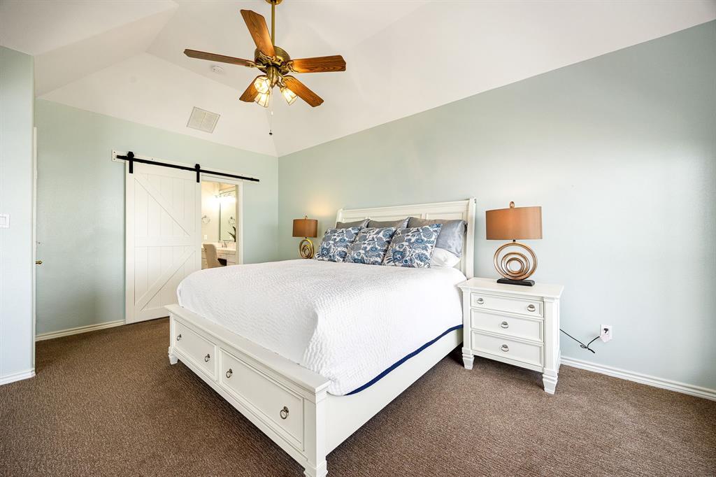 8 Regency Point, Conroe, Texas image 21