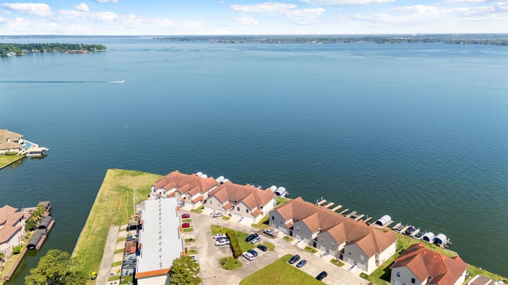 8 Regency Point, Conroe, Texas image 41