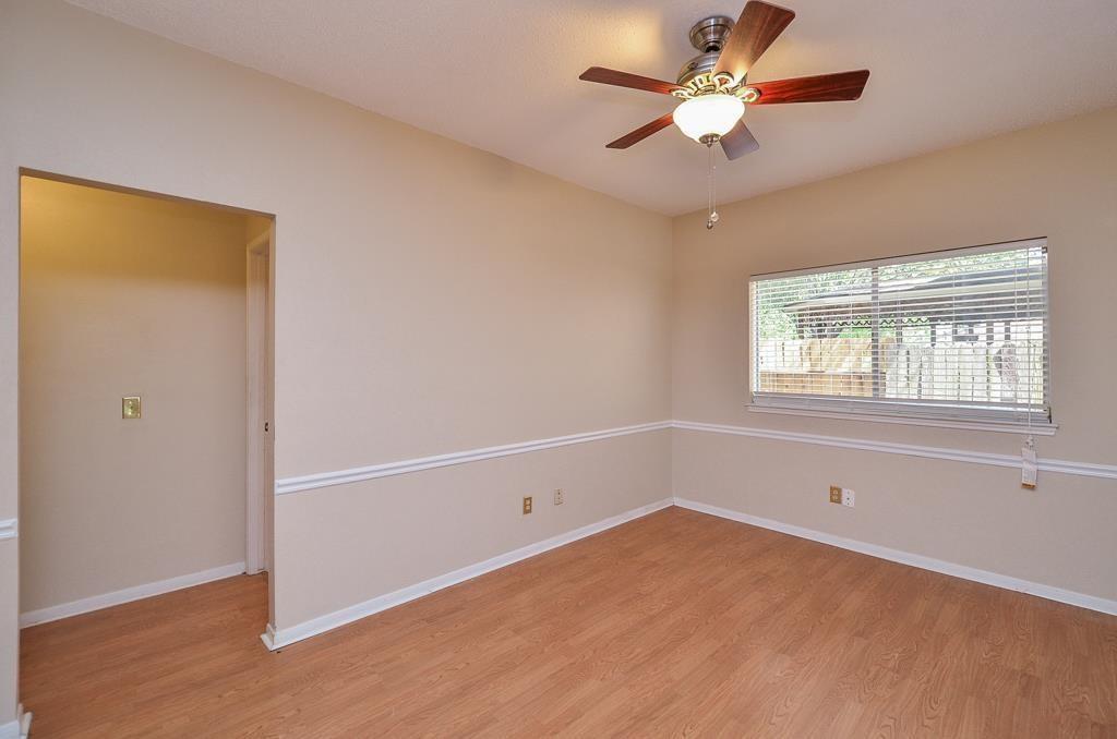 7807 Maple Brook Lane