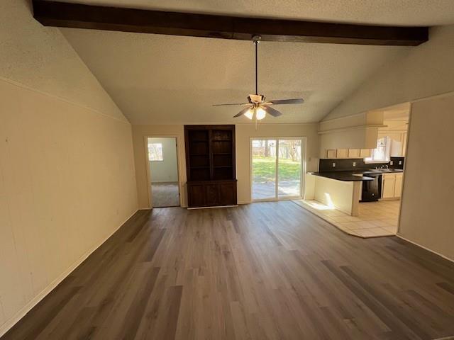 421 Countryside Drive, West Columbia, Texas image 4