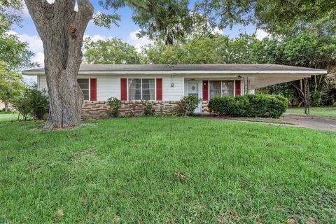 A home in Brenham