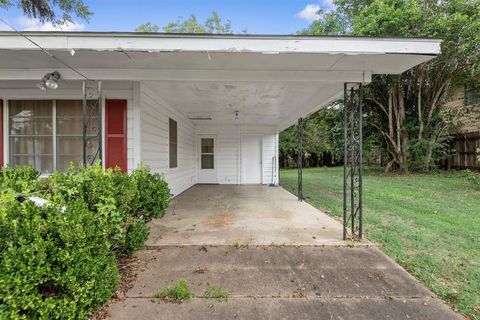 A home in Brenham