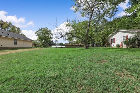 A home in Brenham