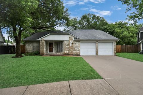 Single Family Residence in La Porte TX 10921 Idlewood Court.jpg