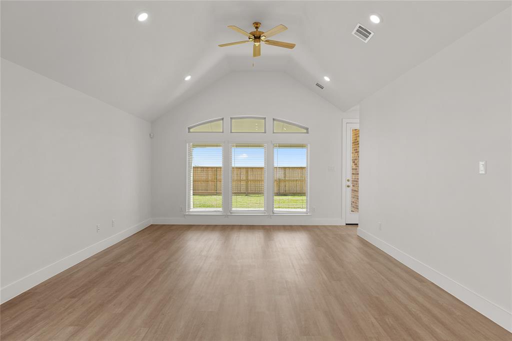 1533 Apache Heights Drive, Dayton, Texas image 14