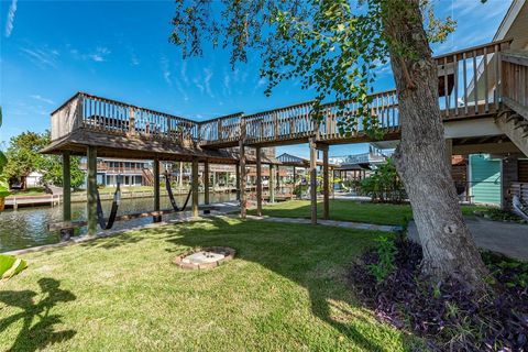 A home in Bayou Vista