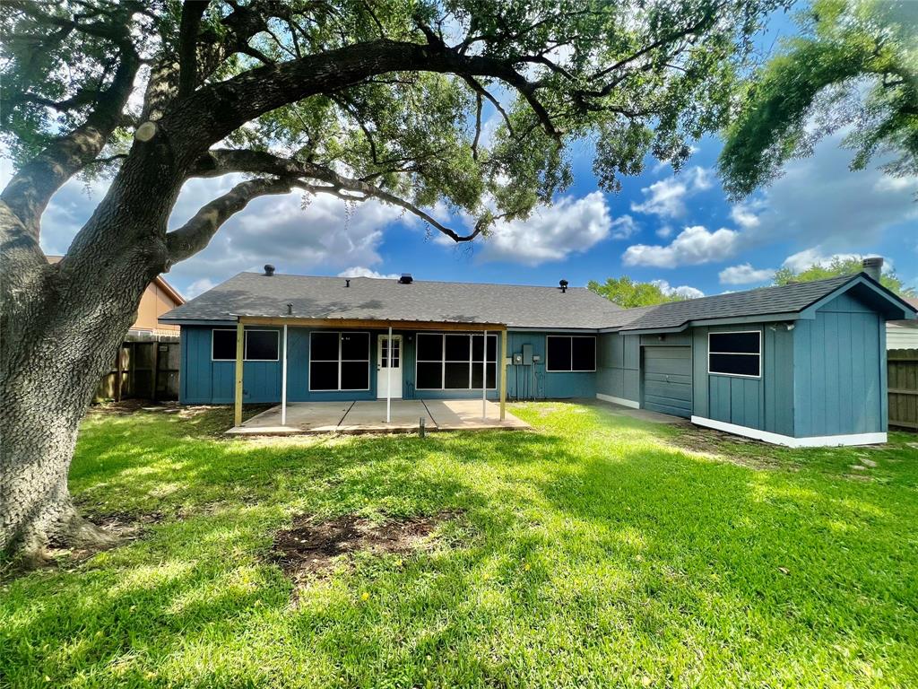 7126 Gettysburg Drive, Richmond, Texas image 19