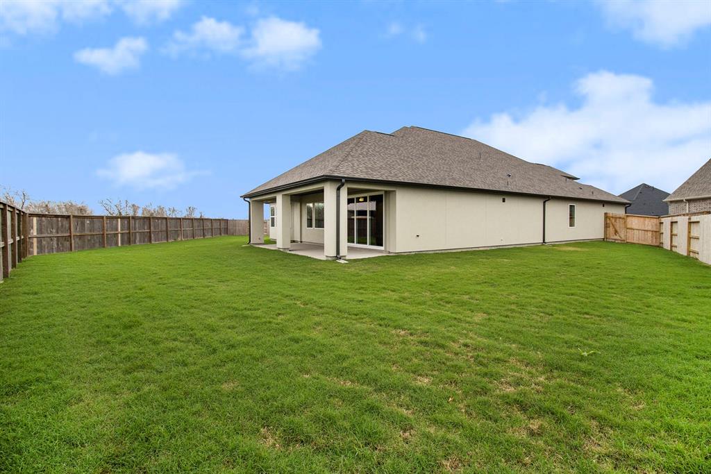 4307 Golden Ridge Circle, Manvel, Texas image 31