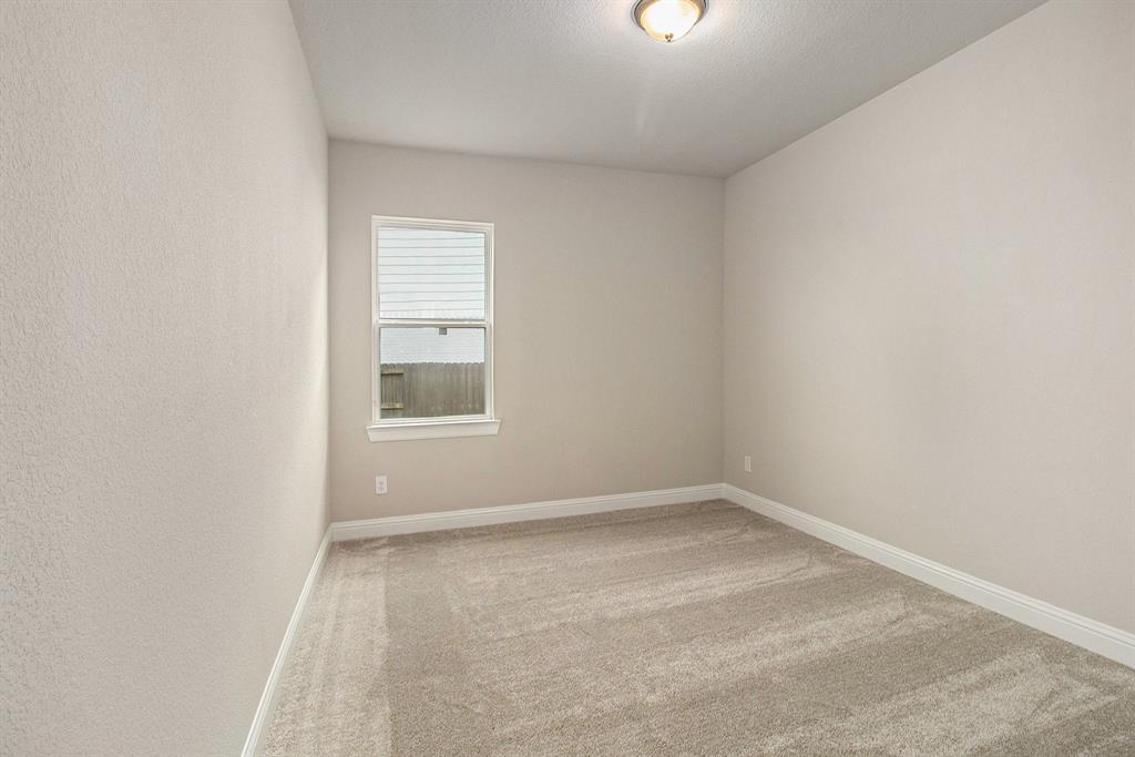 4307 Golden Ridge Circle, Manvel, Texas image 25