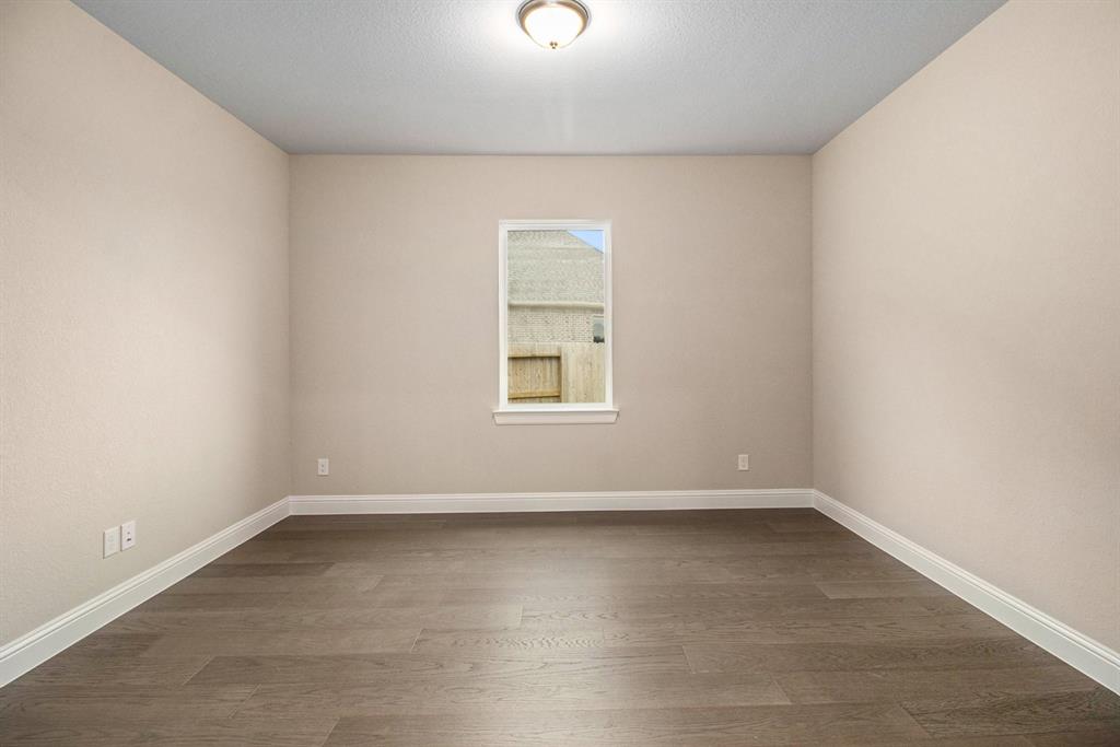 4307 Golden Ridge Circle, Manvel, Texas image 19